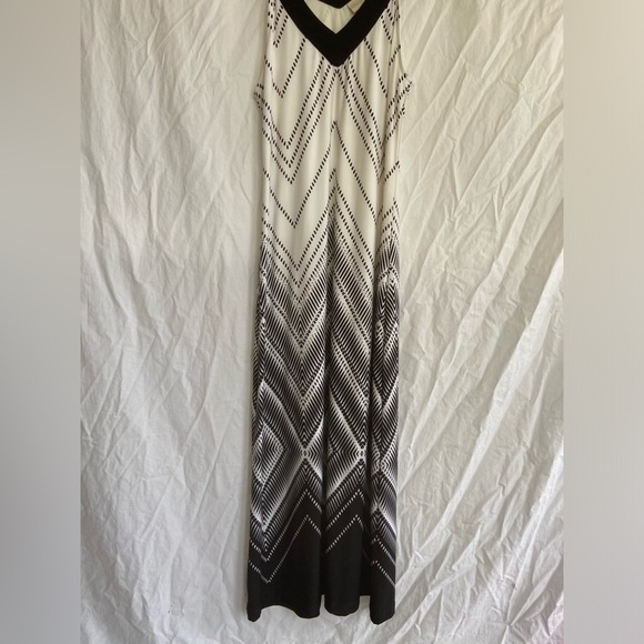 Chico’s Graphic Diamond Greta Maxi Dress Size 0 / XS - Picture 3 of 13